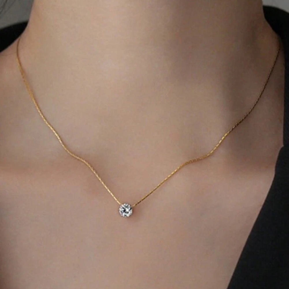New faux diamond necklace